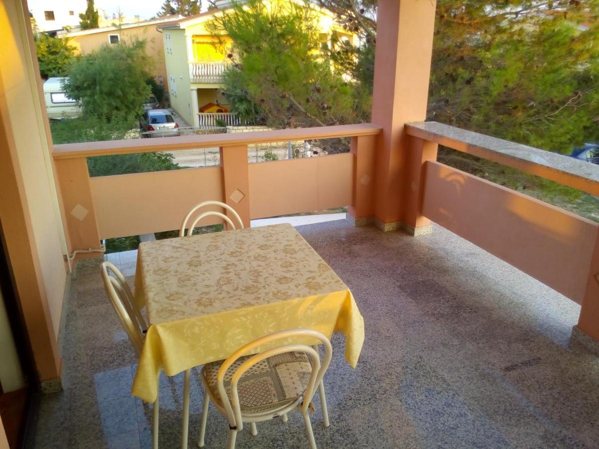 Maslina Apartment Vir Luaran gambar