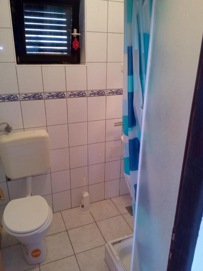 Maslina Apartment Vir Luaran gambar