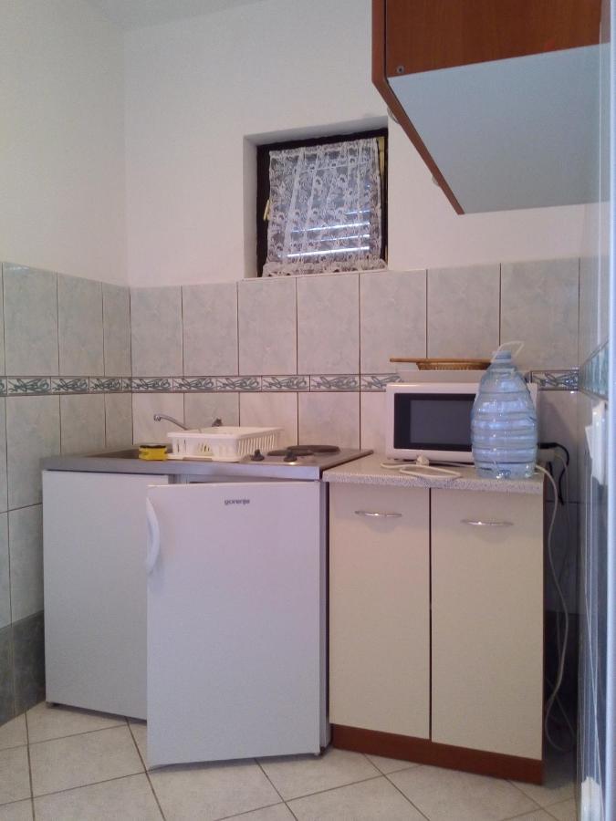 Maslina Apartment Vir Luaran gambar