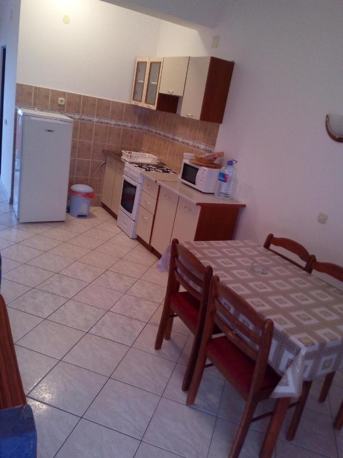 Maslina Apartment Vir Luaran gambar
