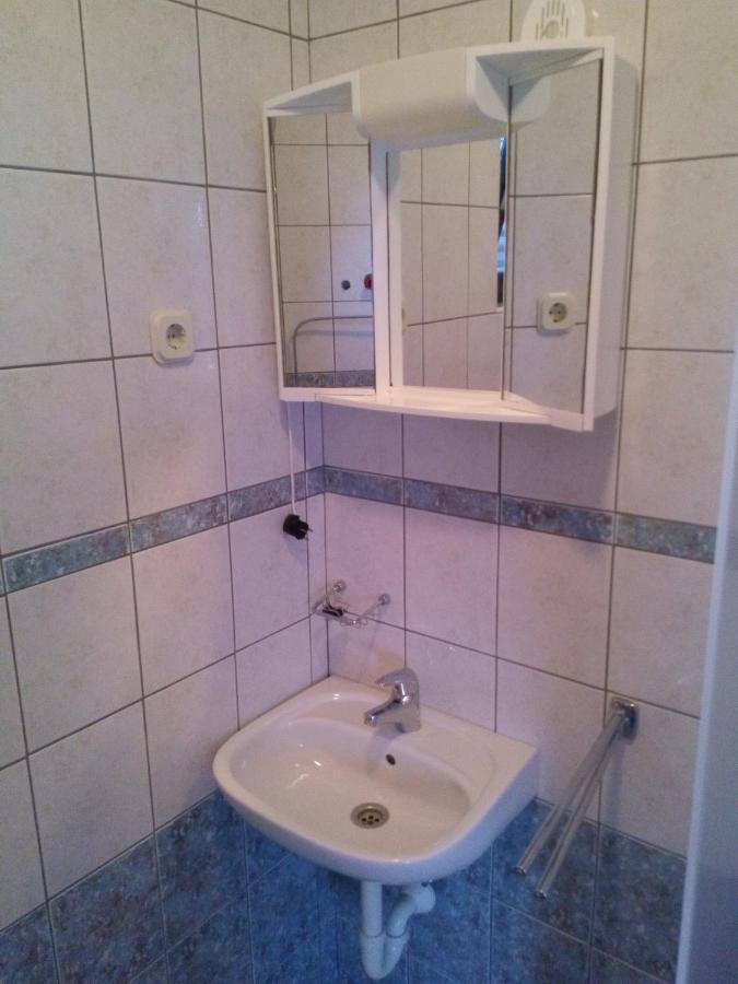 Maslina Apartment Vir Luaran gambar